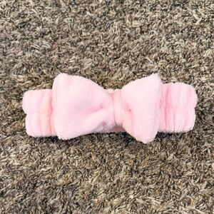 Soft Pink Bow Headband for Getting Ready